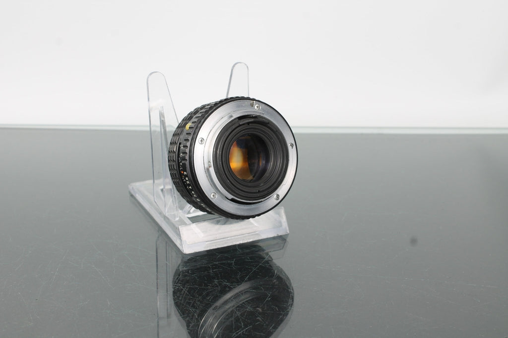 SMC Pentax 55mm f/2 - Dutch|Thrift