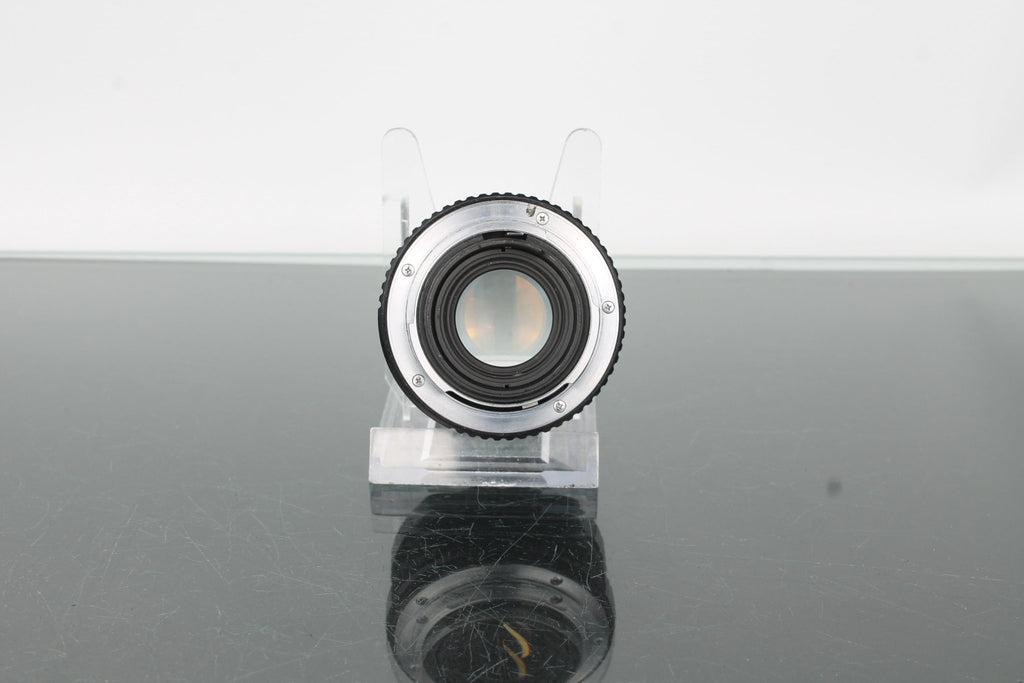 SMC Pentax 55mm f/2 - Dutch|Thrift