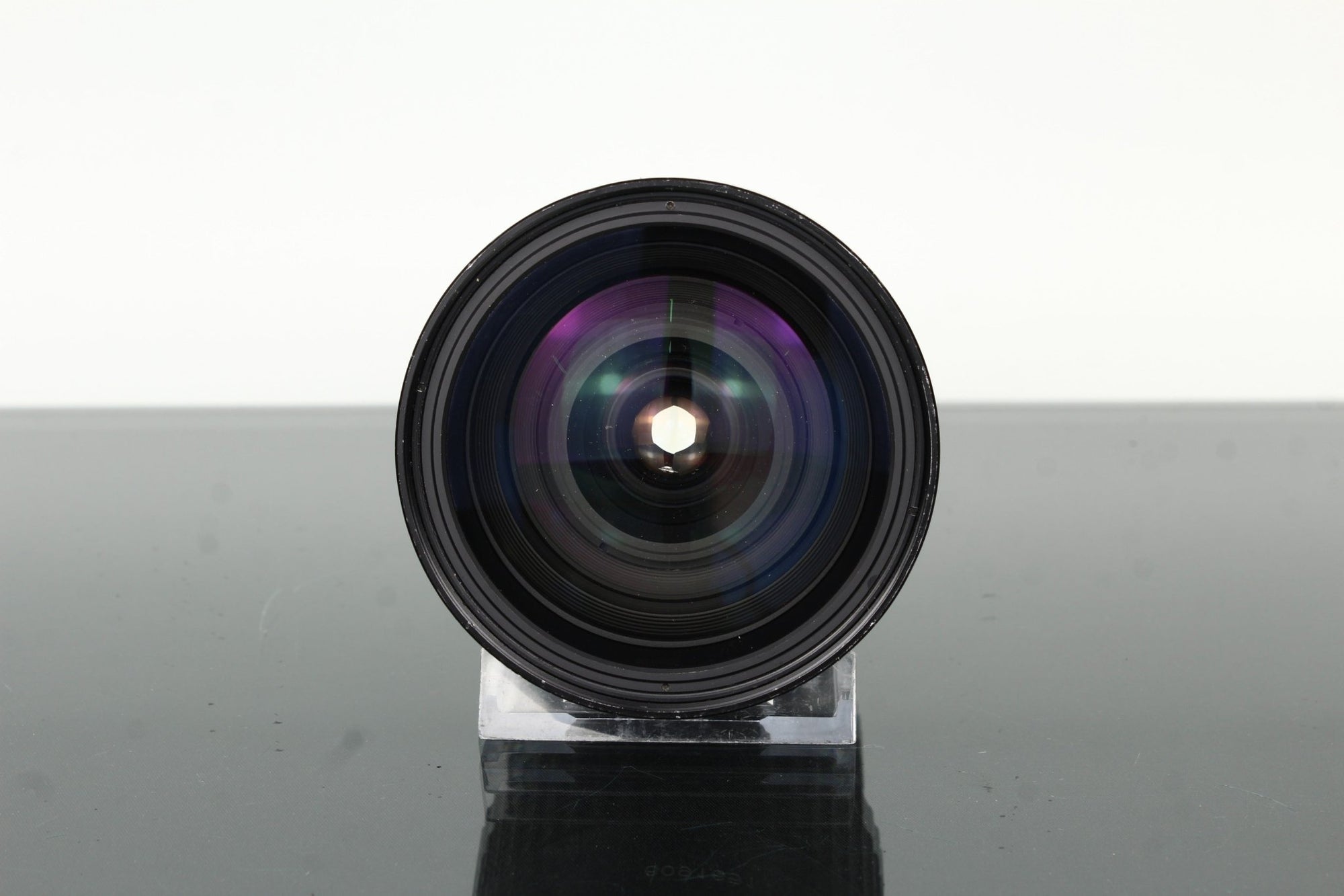 SMC Pentax - A Zoom 28 - 135mm f/4 - Dutch|Thrift