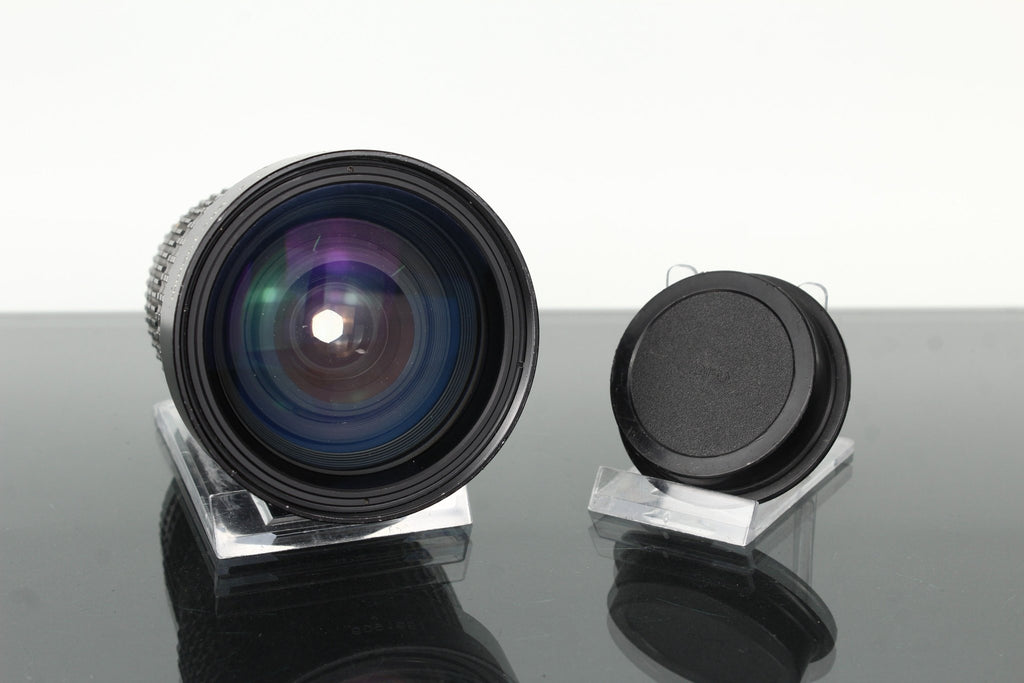 SMC Pentax - A Zoom 28 - 135mm f/4 - Dutch|Thrift