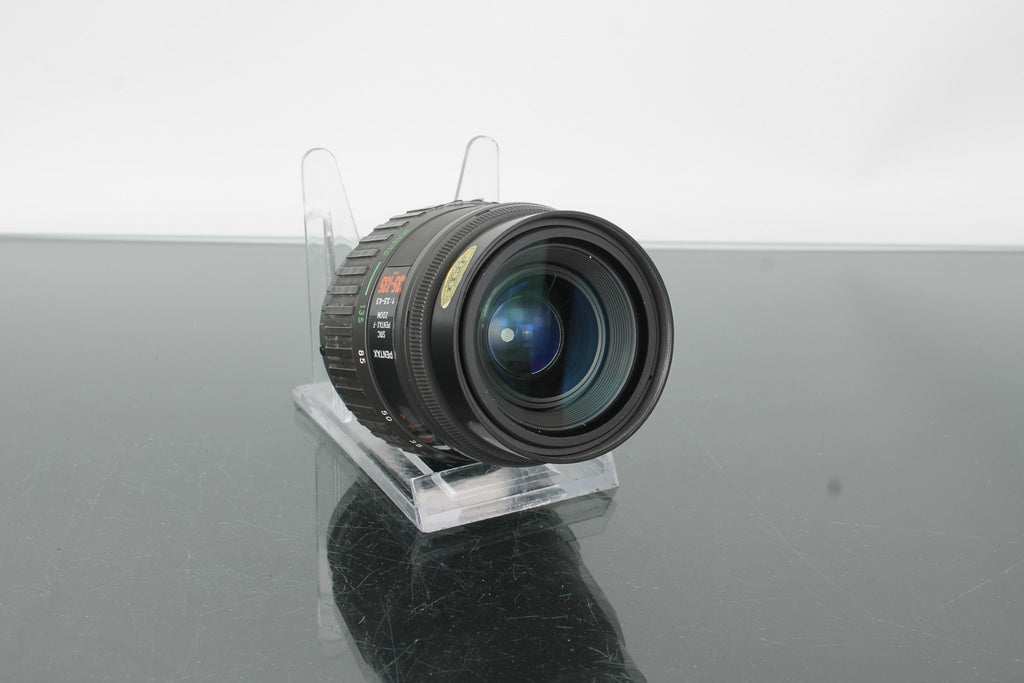 SMC Pentax - F Zoom 35 - 135 f/3.5 - 4.5 - Dutch|Thrift