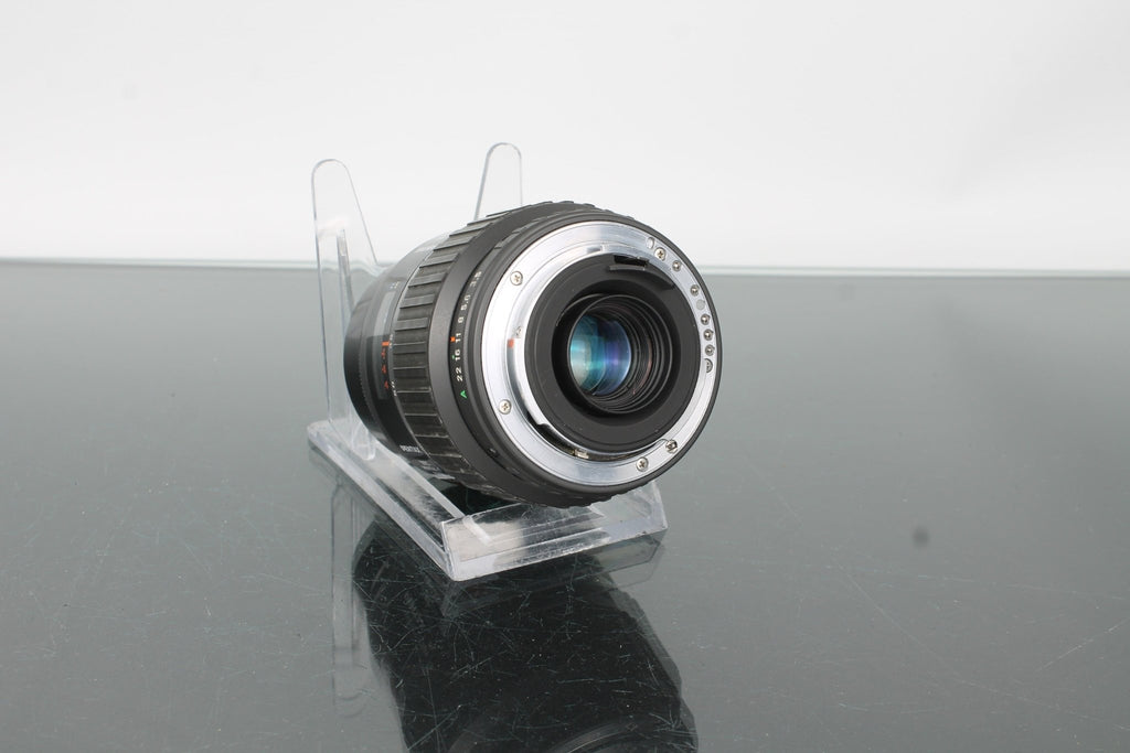 SMC Pentax - F Zoom 35 - 135 f/3.5 - 4.5 - Dutch|Thrift