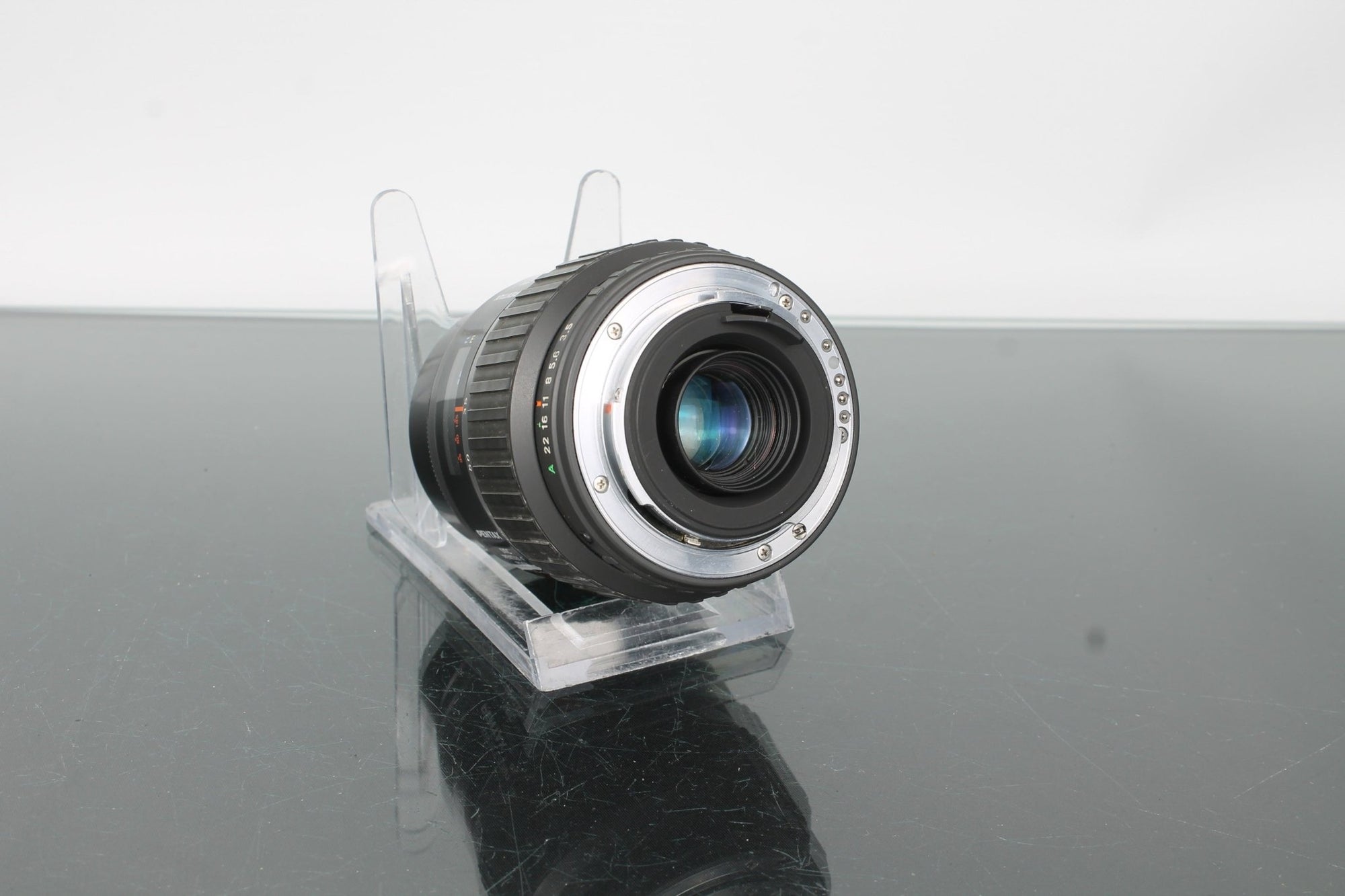 SMC Pentax - F Zoom 35 - 135 f/3.5 - 4.5 - Dutch|Thrift