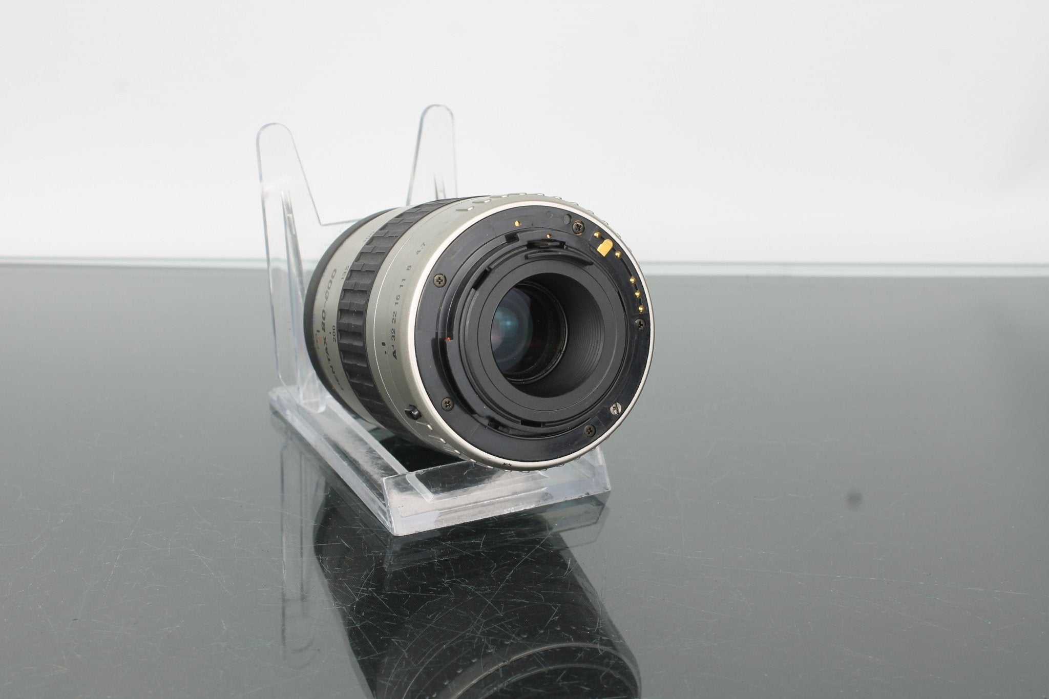 Pentax FA 77mm f/1.8 Limited Lens - Superb Portrait Prime – Dutch