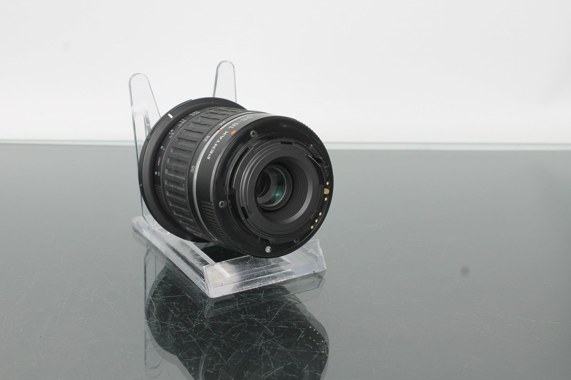 SMC Pentax - FA J 18 - 35mm f/4 - 5.6 - Dutch|Thrift