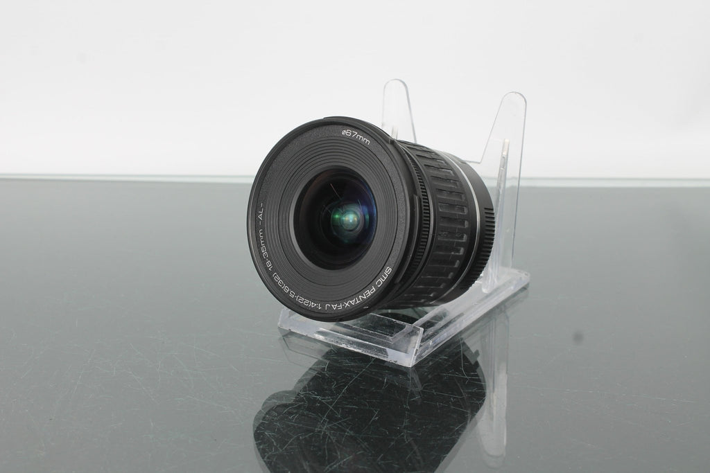 SMC Pentax - FA J 18 - 35mm f/4 - 5.6 - Dutch|Thrift