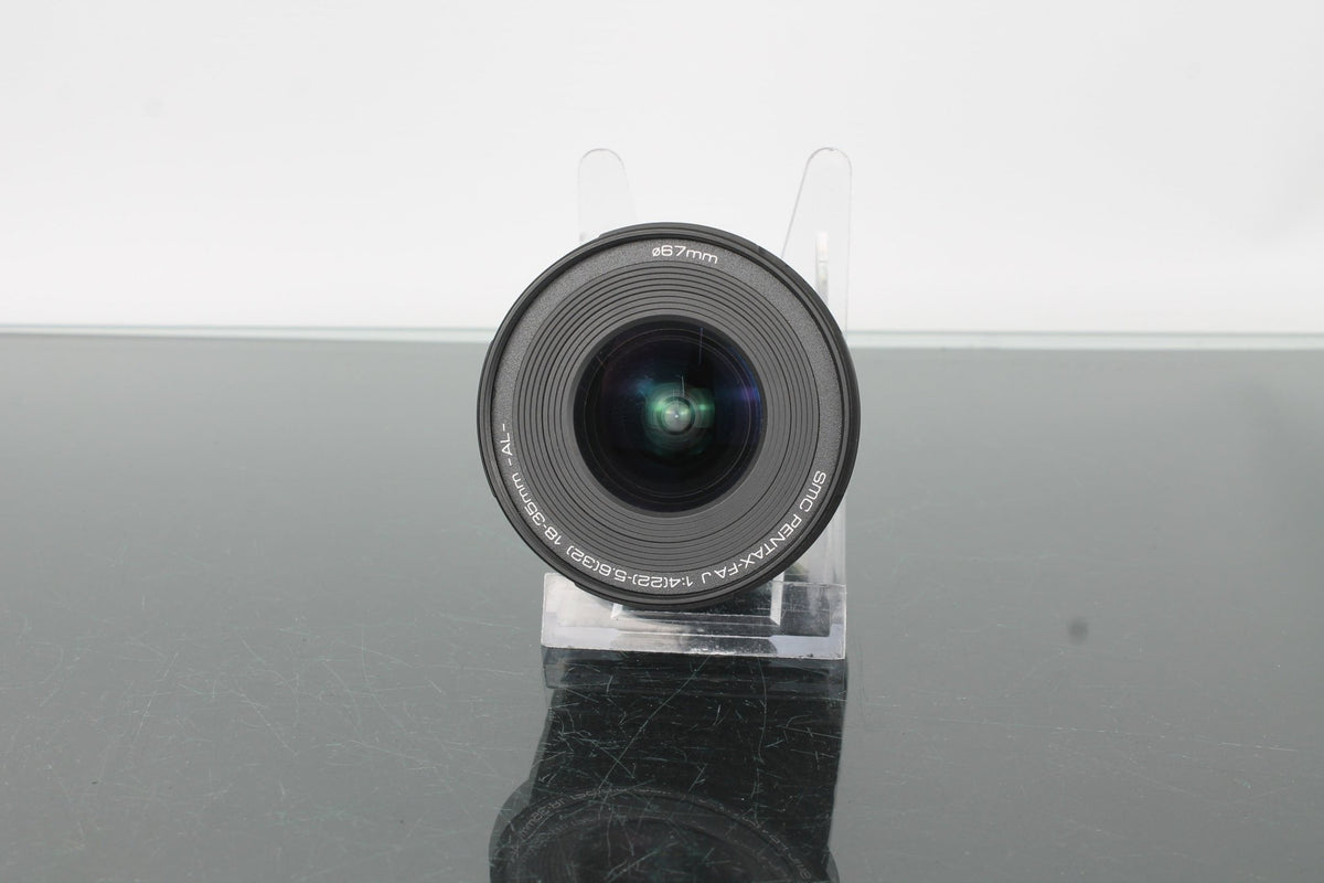 SMC Pentax - FA J 18 - 35mm f/4 - 5.6 - Dutch|Thrift