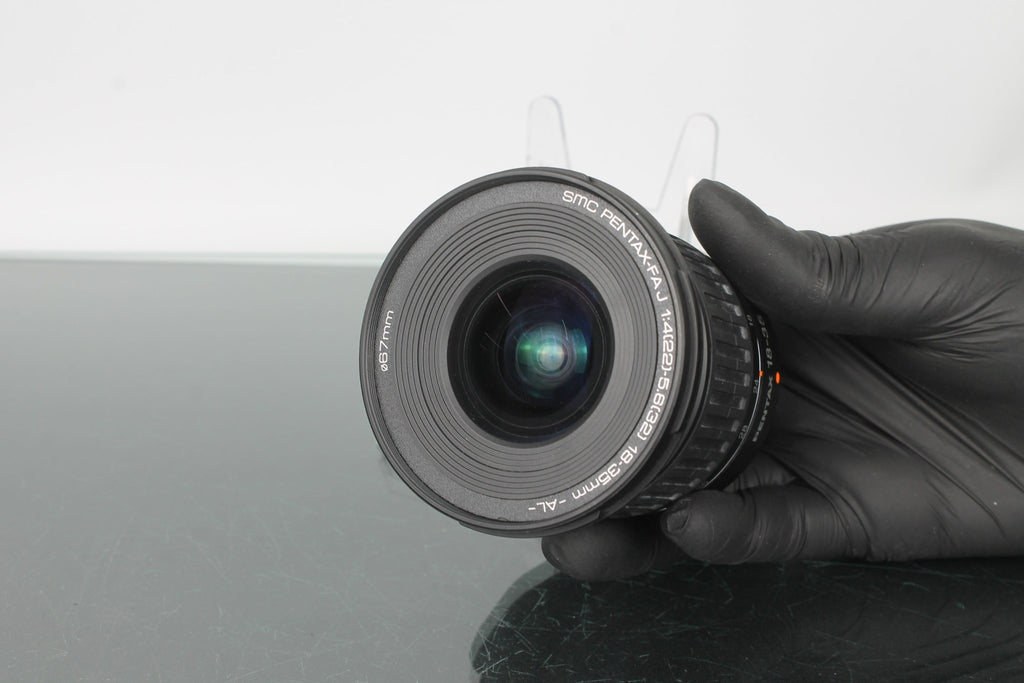 SMC Pentax - FA J 18 - 35mm f/4 - 5.6 - Dutch|Thrift