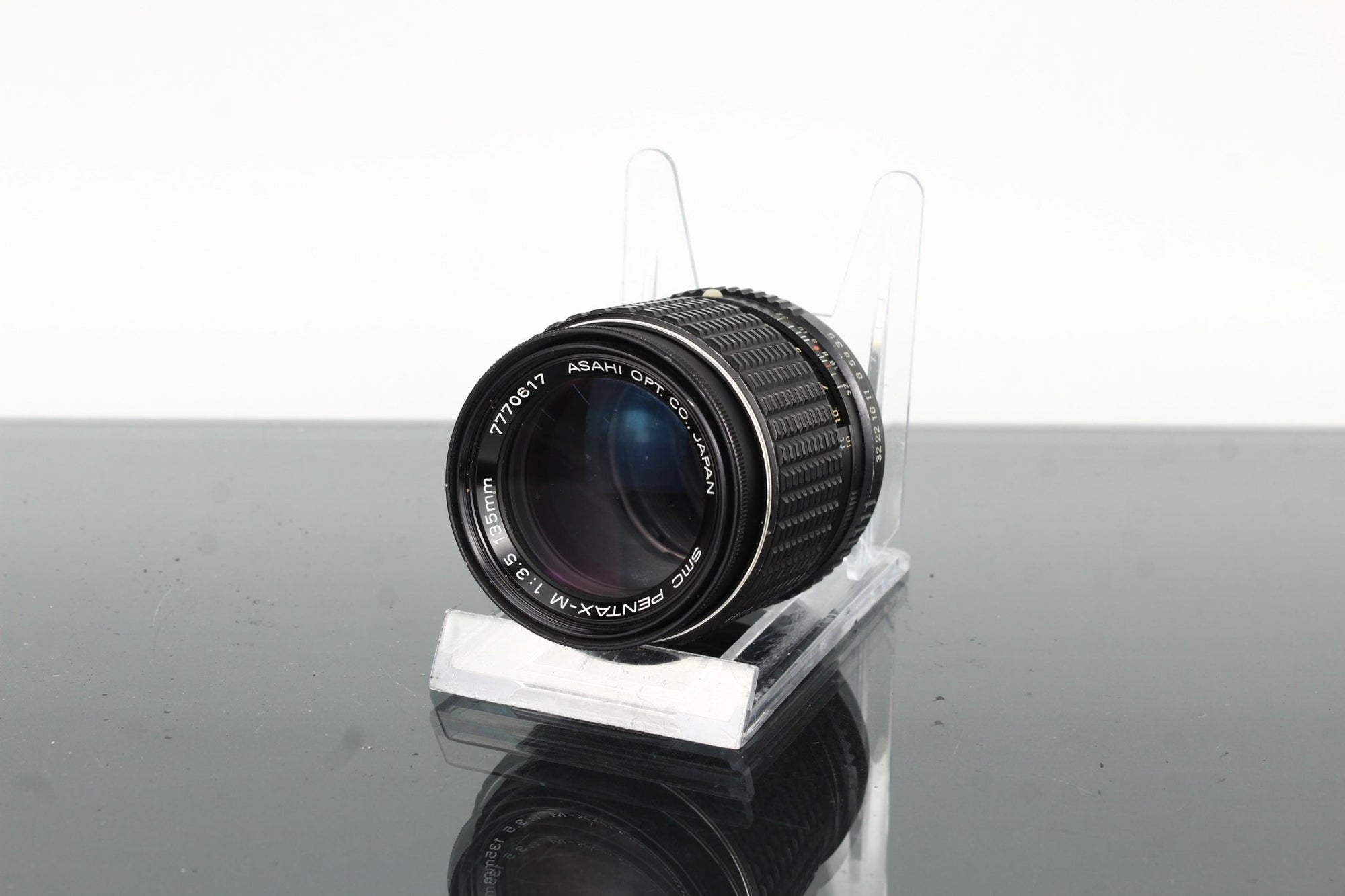 SMC Pentax M 135mm f/3.5 - Dutch|Thrift