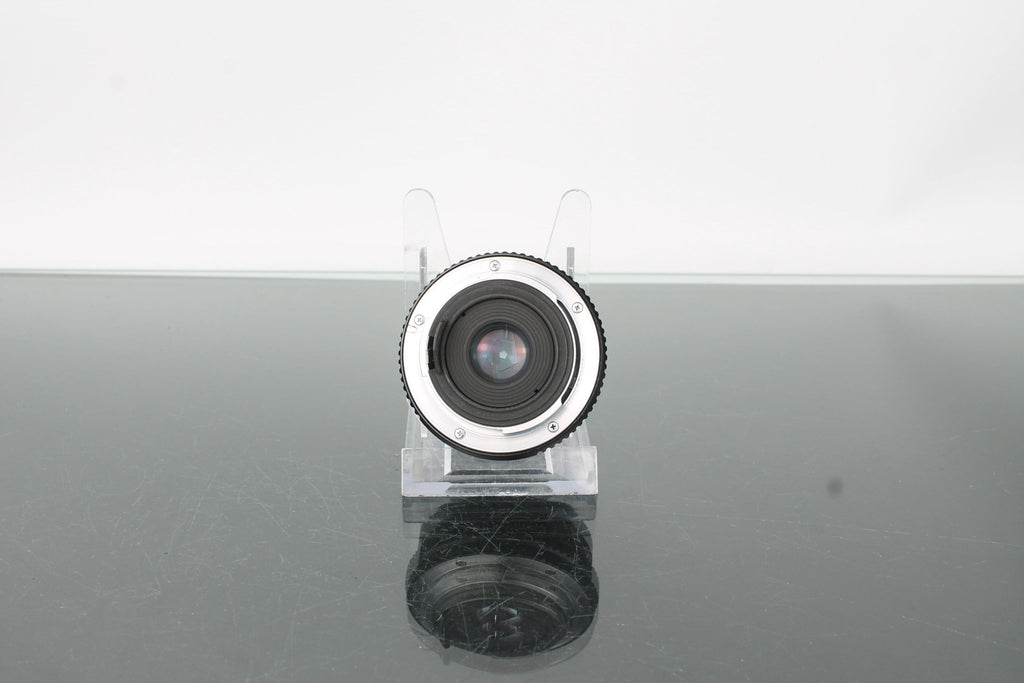 SMC PENTAX - M 28mm f/2.8 - Dutch|Thrift