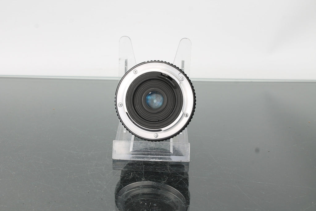 SMC Pentax - M 28mm f/3.5 - Dutch|Thrift
