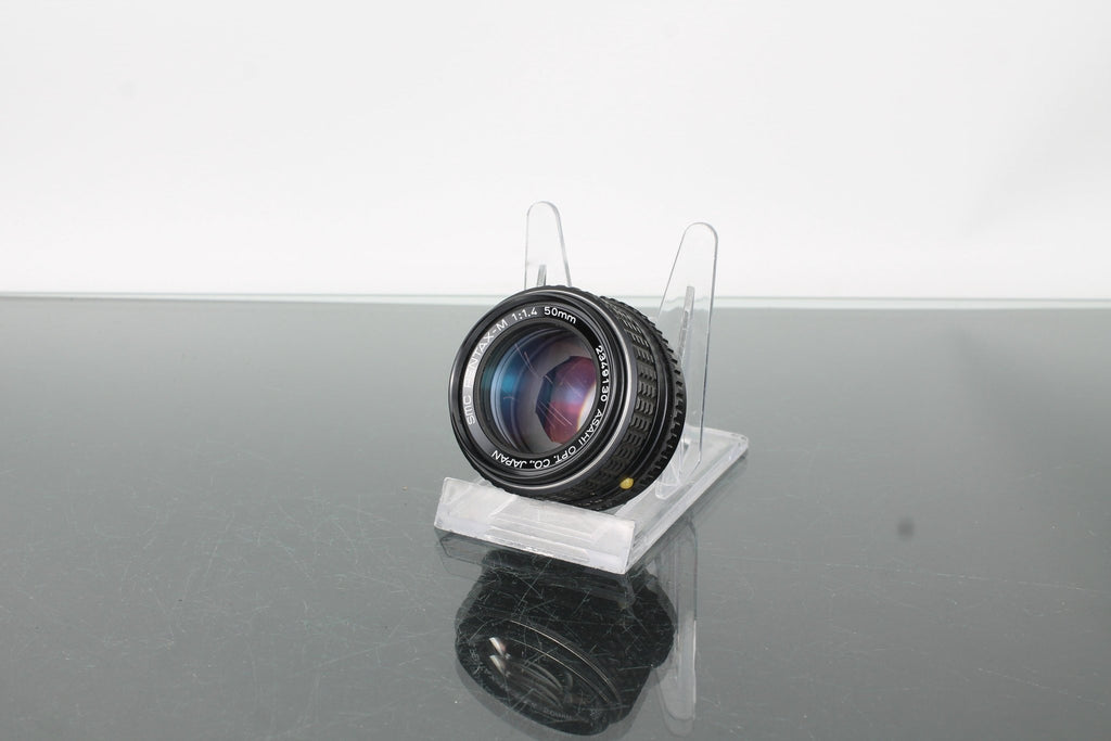 SMC Pentax - M 50mm f/1.4 - Dutch|Thrift