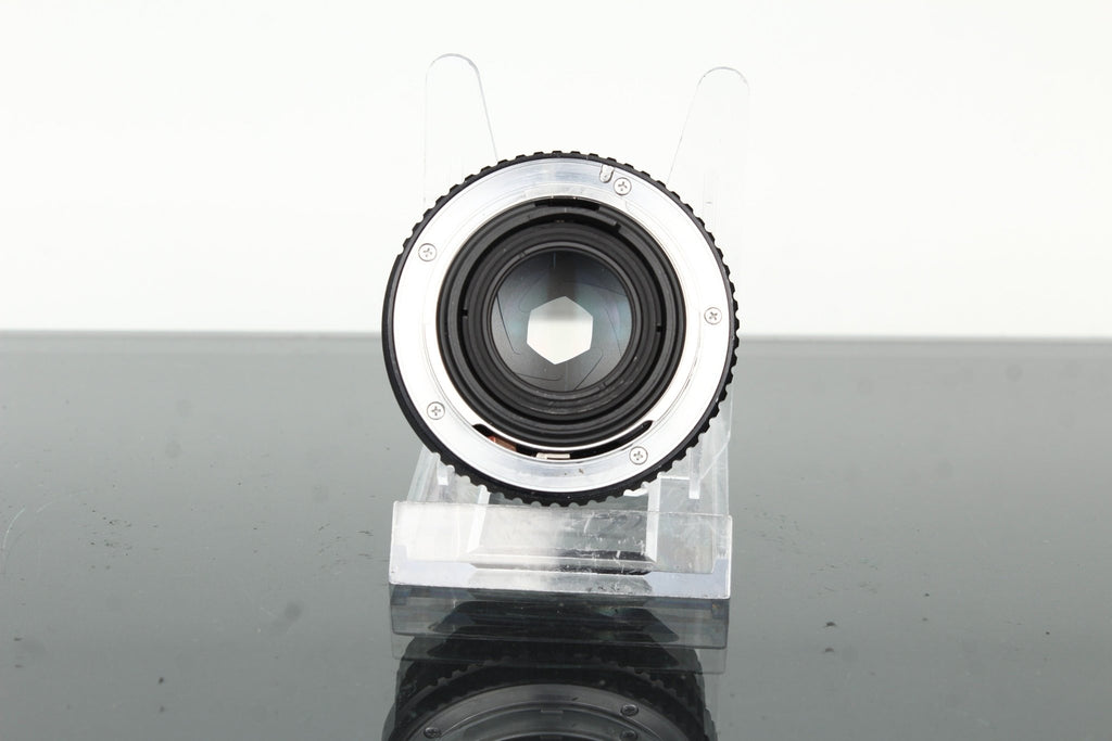 SMC Pentax M 50mm f/1.7 - Dutch|Thrift