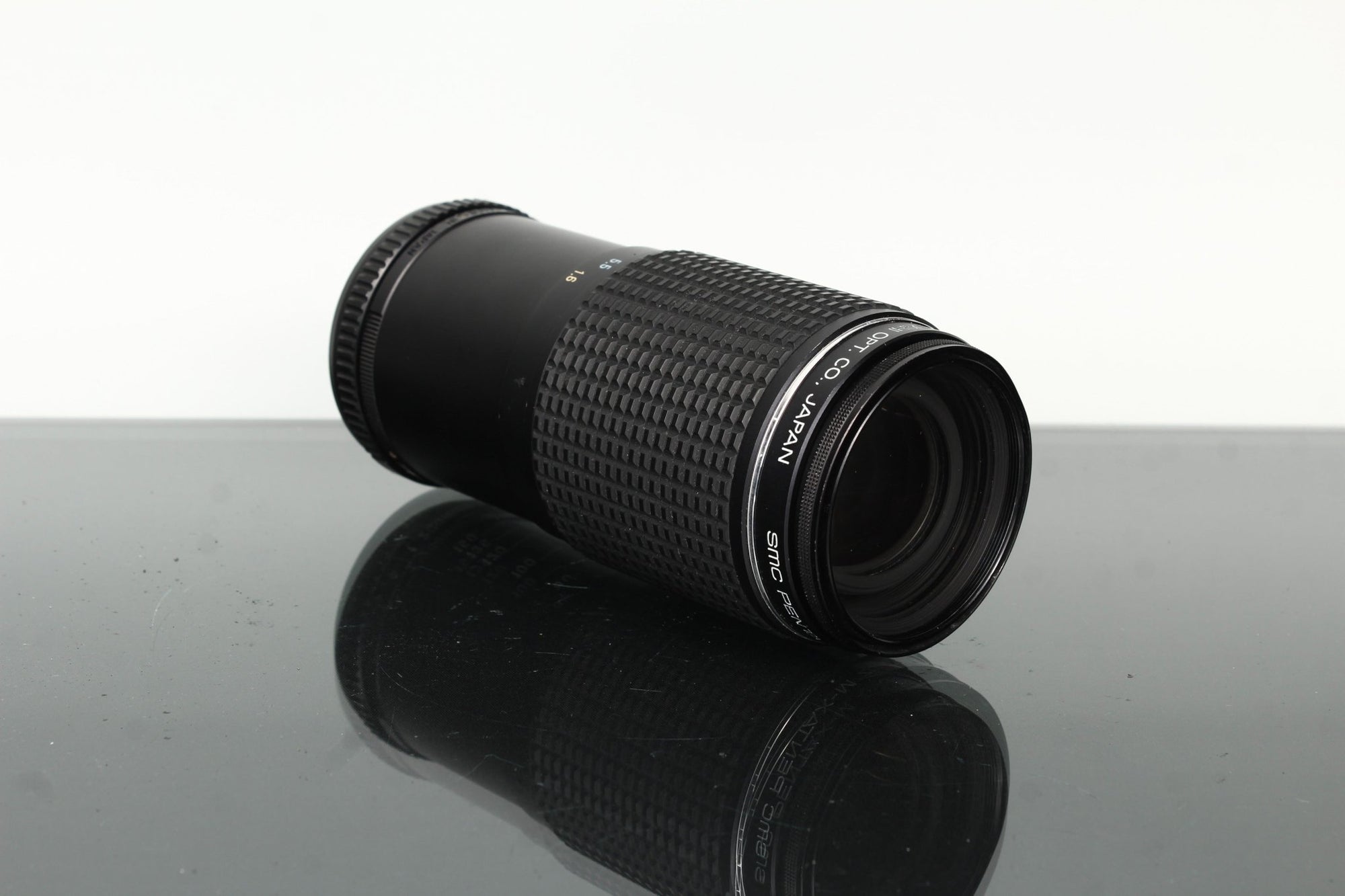 SMC Pentax - M 80mm - 200mm f/4.5 - Dutch|Thrift