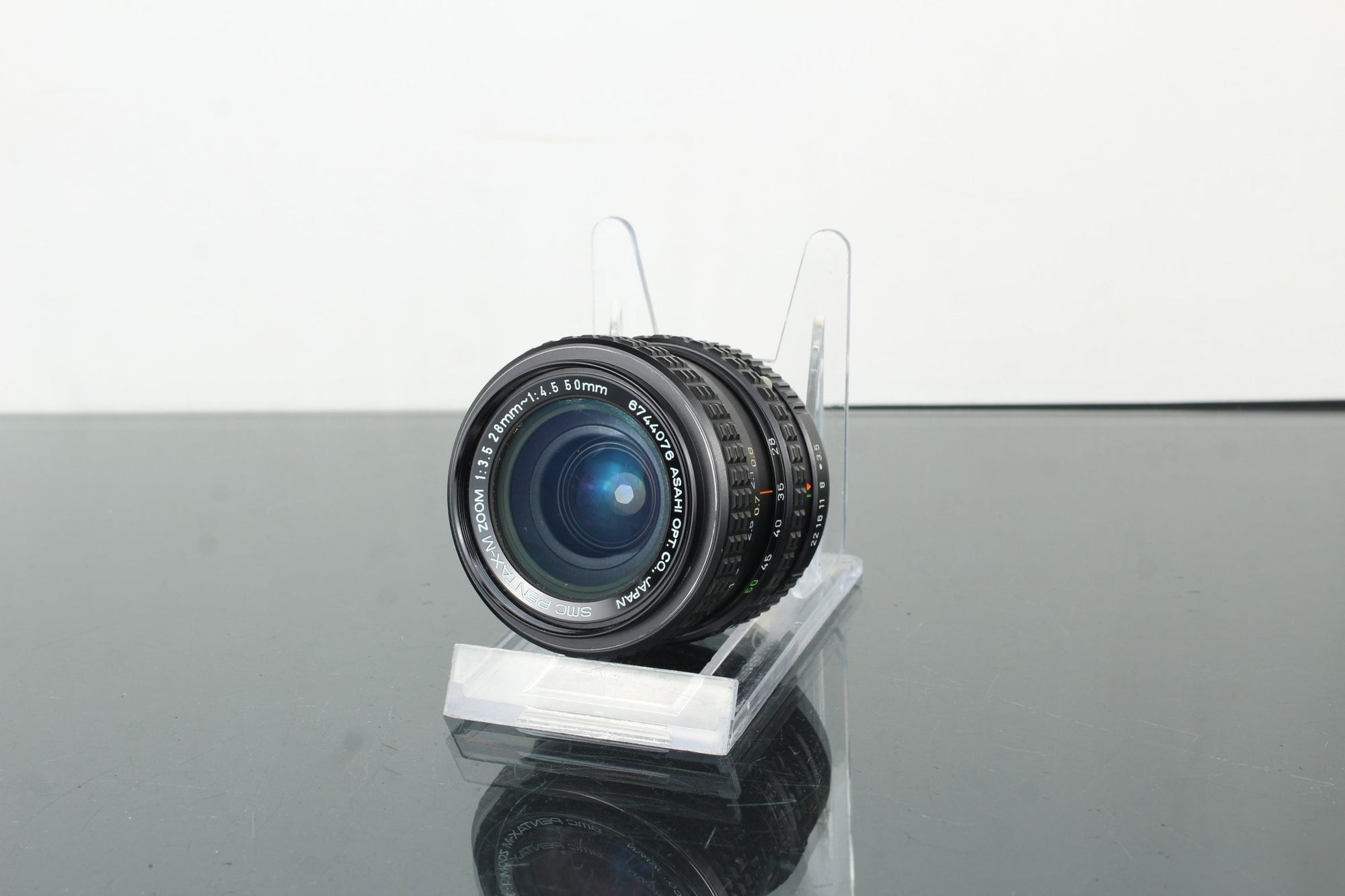 SMC Pentax - M Zoom 1:3.5 28mm - 1:4.5 PK Mount - Dutch|Thrift