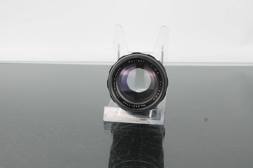 Soligor 135mm f/3.5 - Dutch|Thrift