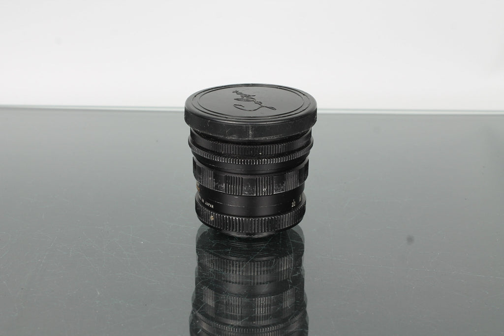 Soligor 28mm f/2.8 - Dutch|Thrift