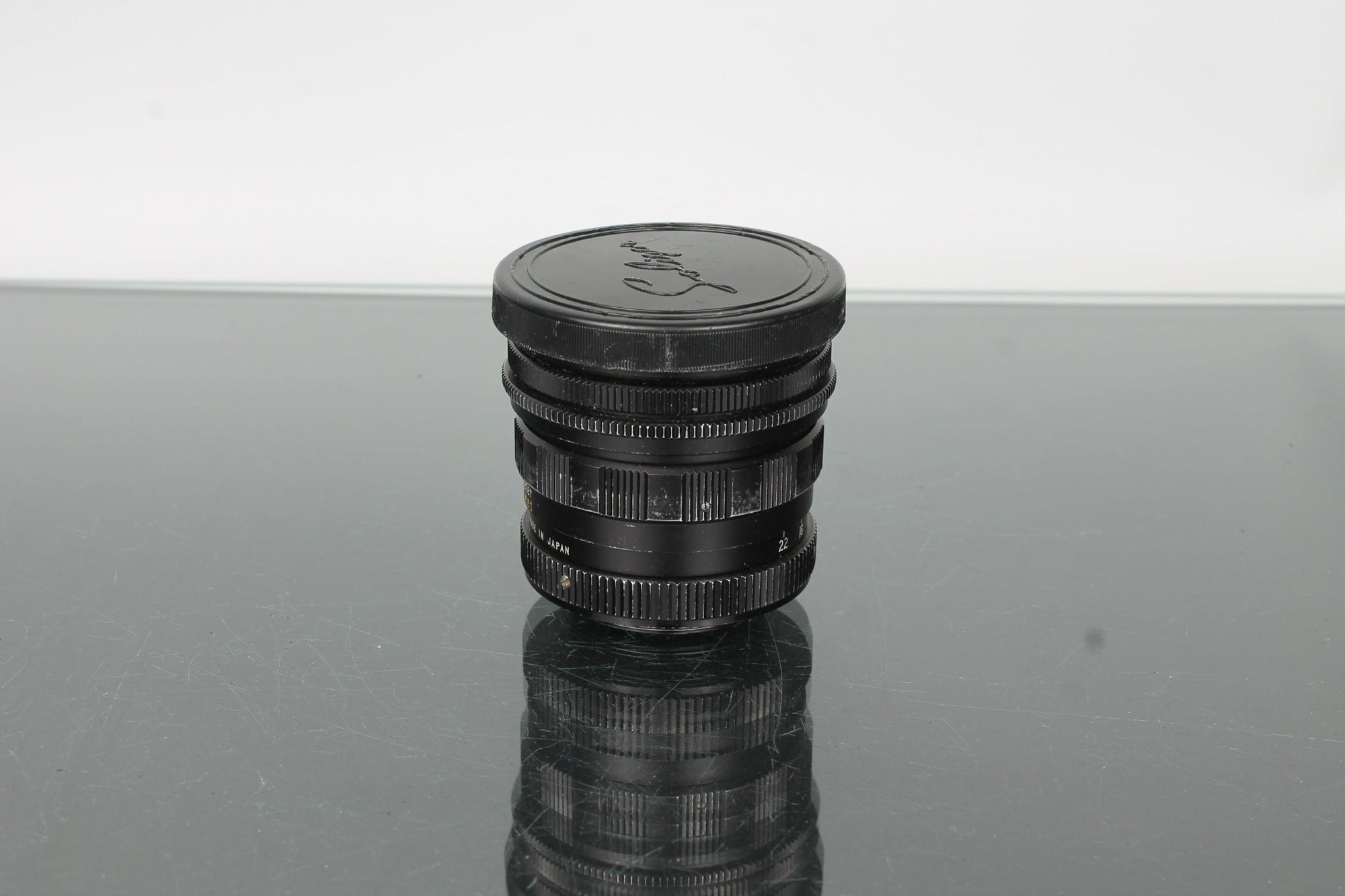 Soligor 28mm f/2.8 - Dutch|Thrift