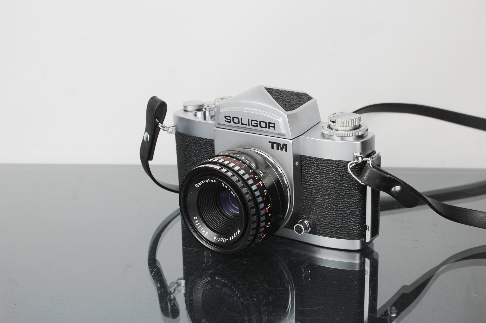 Soligor TM + 50mm 2.8 Meyer Optik Domiplan lens (M42 mount) - Dutch|Thrift