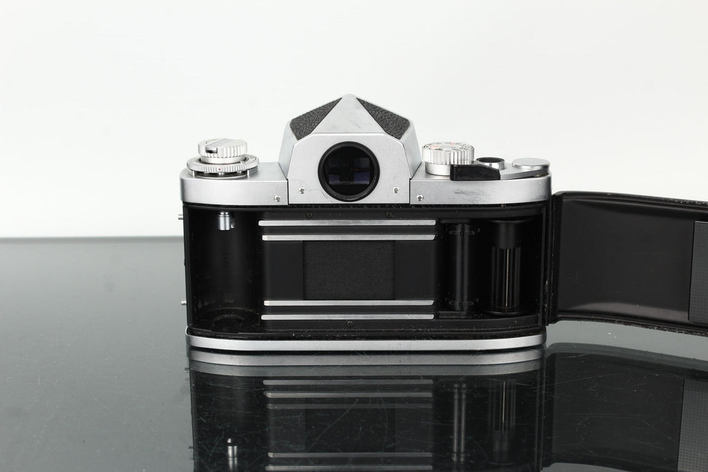 Soligor TM + Auto Soligor 1:1.8 50mm - Dutch|Thrift