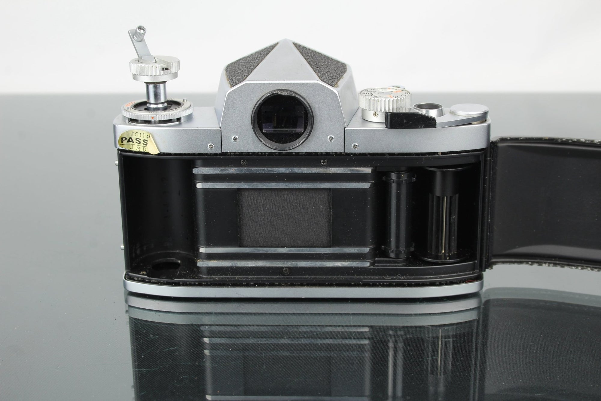 Soligor TM + Auto Soligor 50mm 1.8 lens - Dutch|Thrift