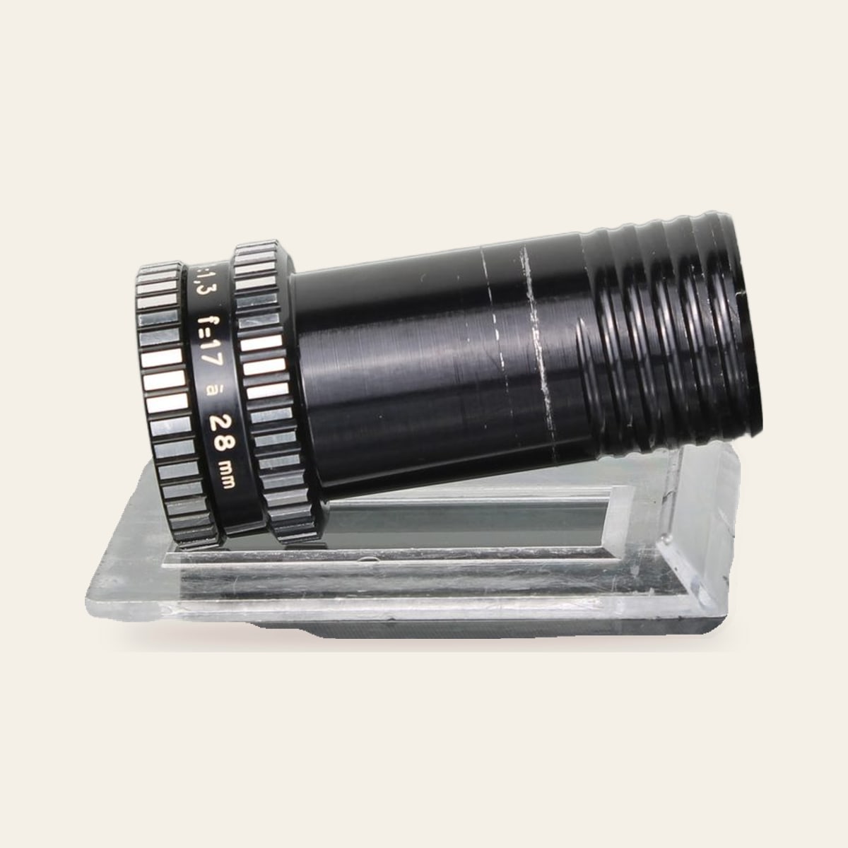 Som 1:1.3 f=17 a 28mm