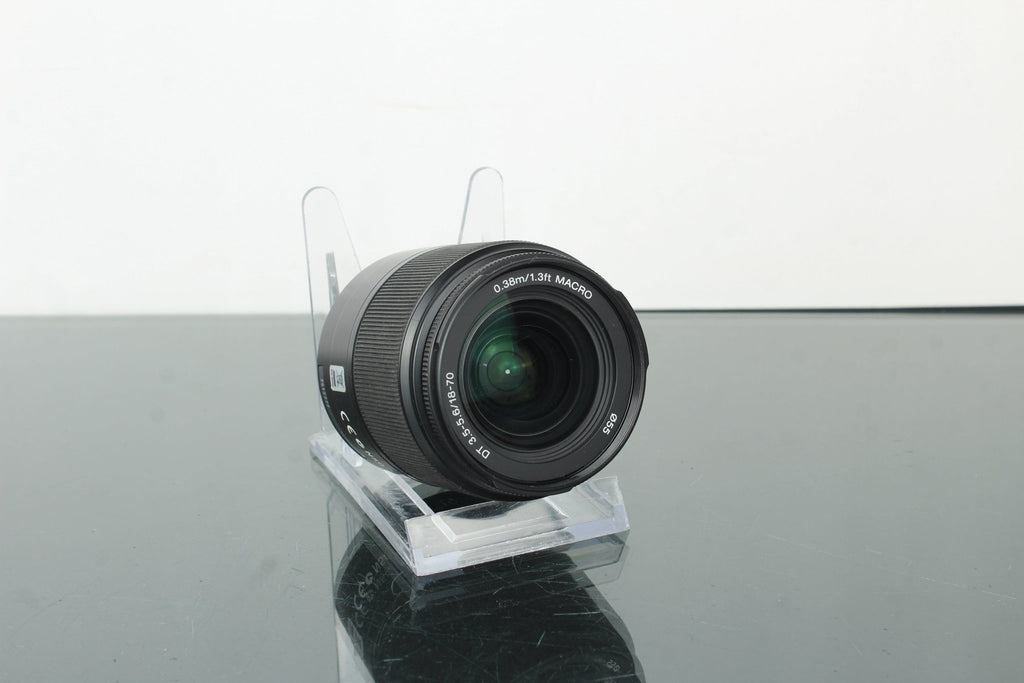 Sony 3.5 - 5.6/18 - 70 A Mount - Dutch|Thrift