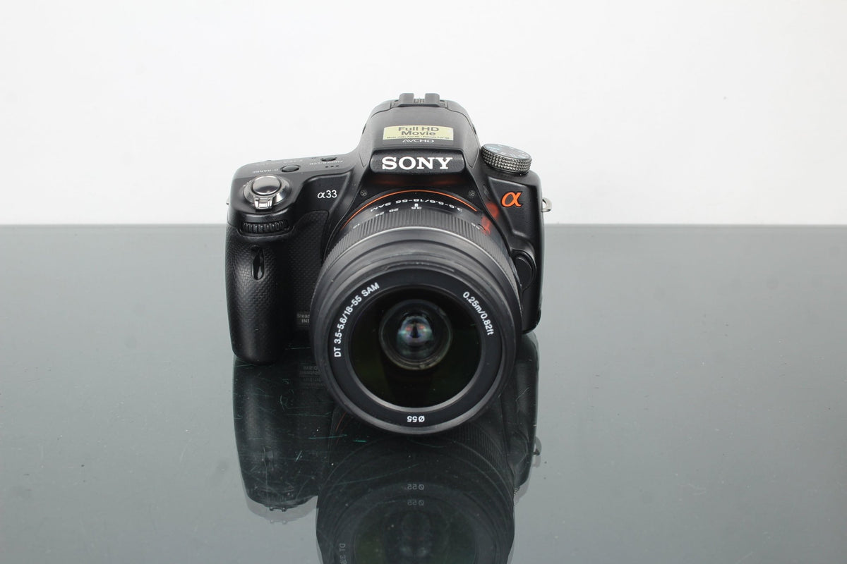 Sony A33 SLT - A33 + DT 18 - 55mm f/3.5 - 5.6 SAM lens - Dutch|Thrift
