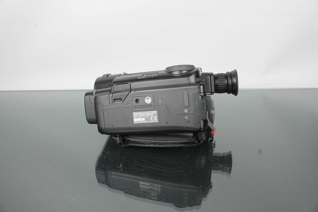 Sony CCD - TR425 Handycam Video8 XR - Dutch|Thrift