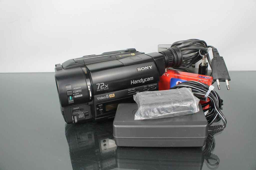 Sony CCD - TR425 Handycam Video8 XR - Dutch|Thrift