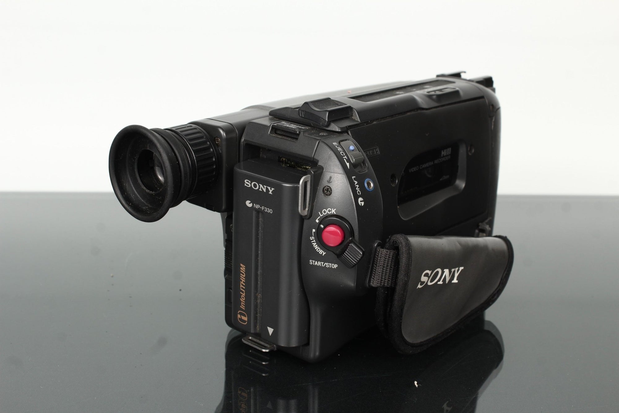 Sony CCD - TR820 - Dutch|Thrift