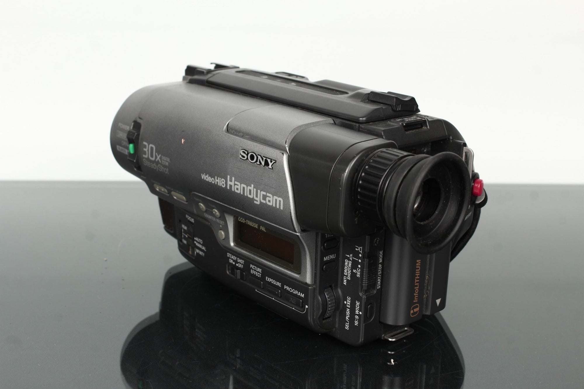 Sony CCD - TR820 - Dutch|Thrift