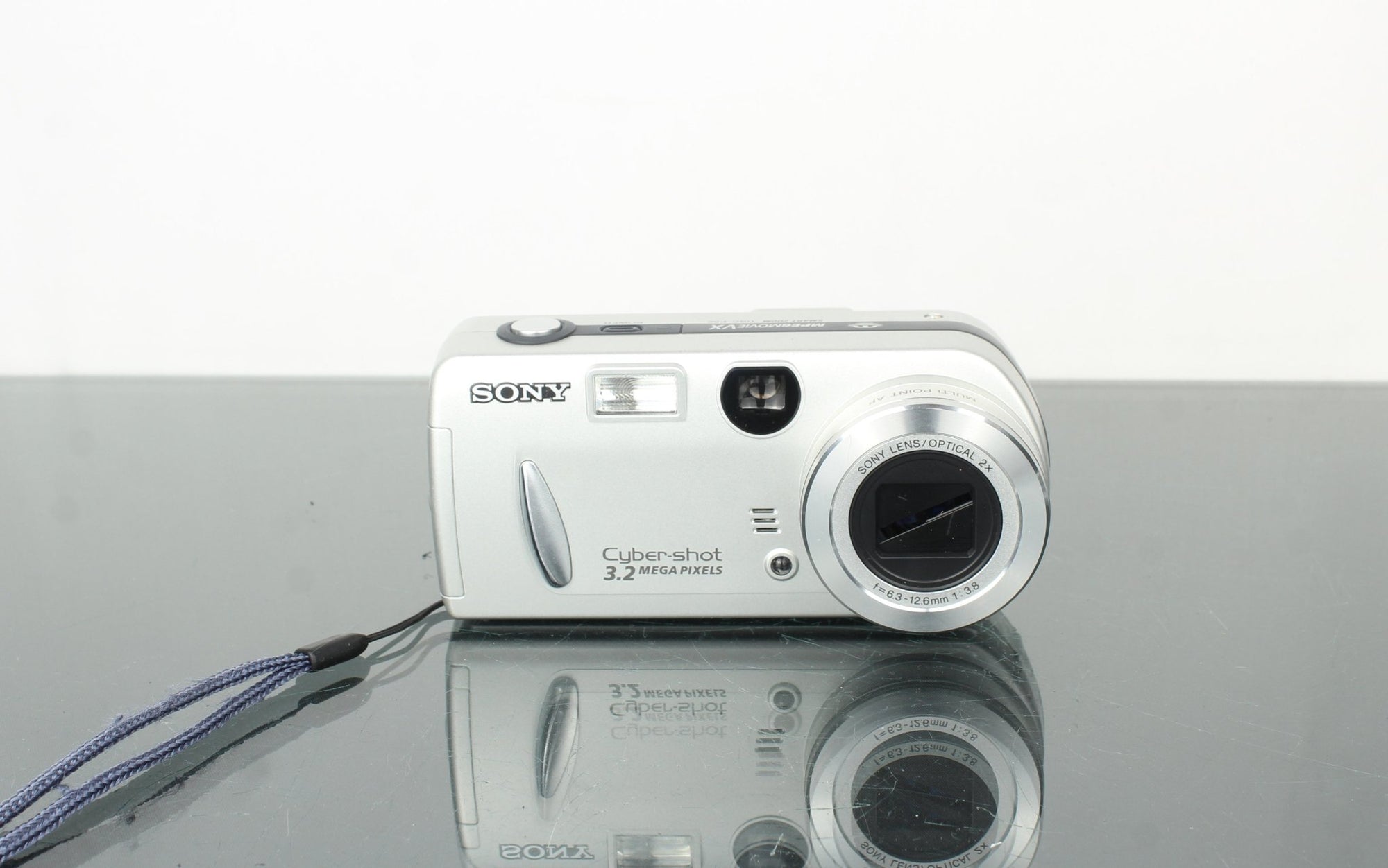 Sony Cyber - Shot DSC - P52 - Dutch|Thrift