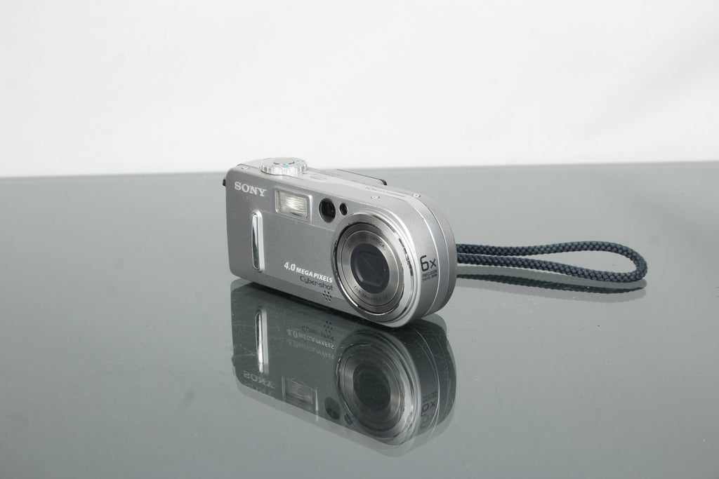 Sony Cyber - shot DSC - P9 - Dutch|Thrift