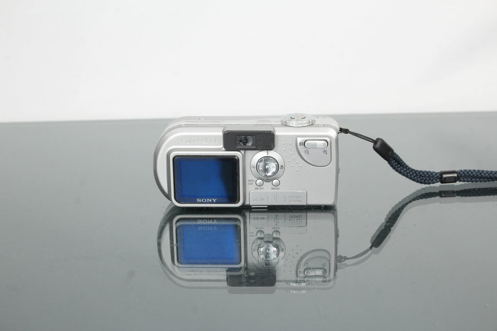 Sony Cyber - shot DSC - P9 - Dutch|Thrift