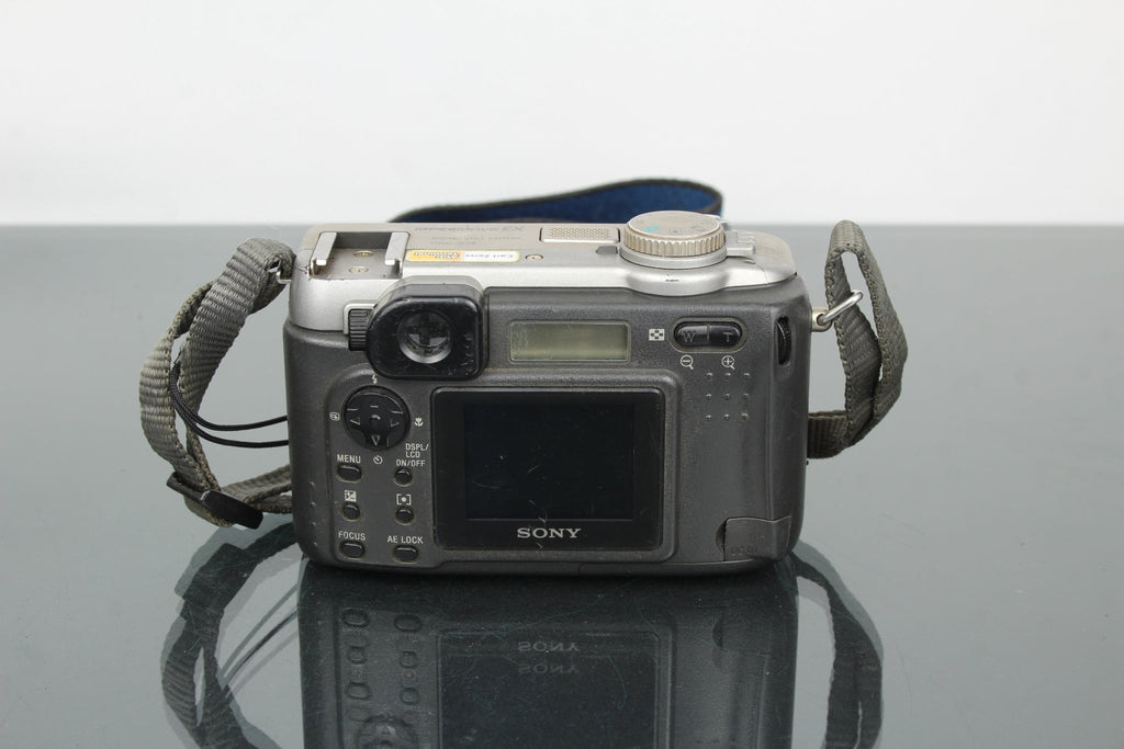 Sony Cyber - Shot DSC - S75 - Dutch|Thrift