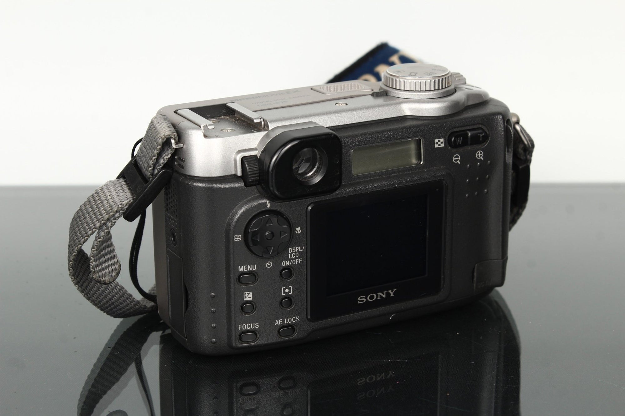 Sony Cyber - shot DSC - S75 - Dutch|Thrift