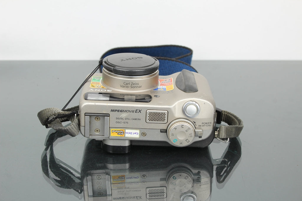 Sony Cyber - Shot DSC - S75 - Dutch|Thrift