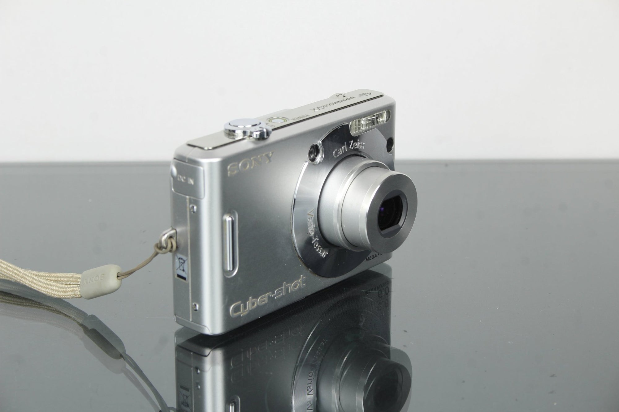 Sony Cyber - Shot DSC - W30 - Dutch|Thrift