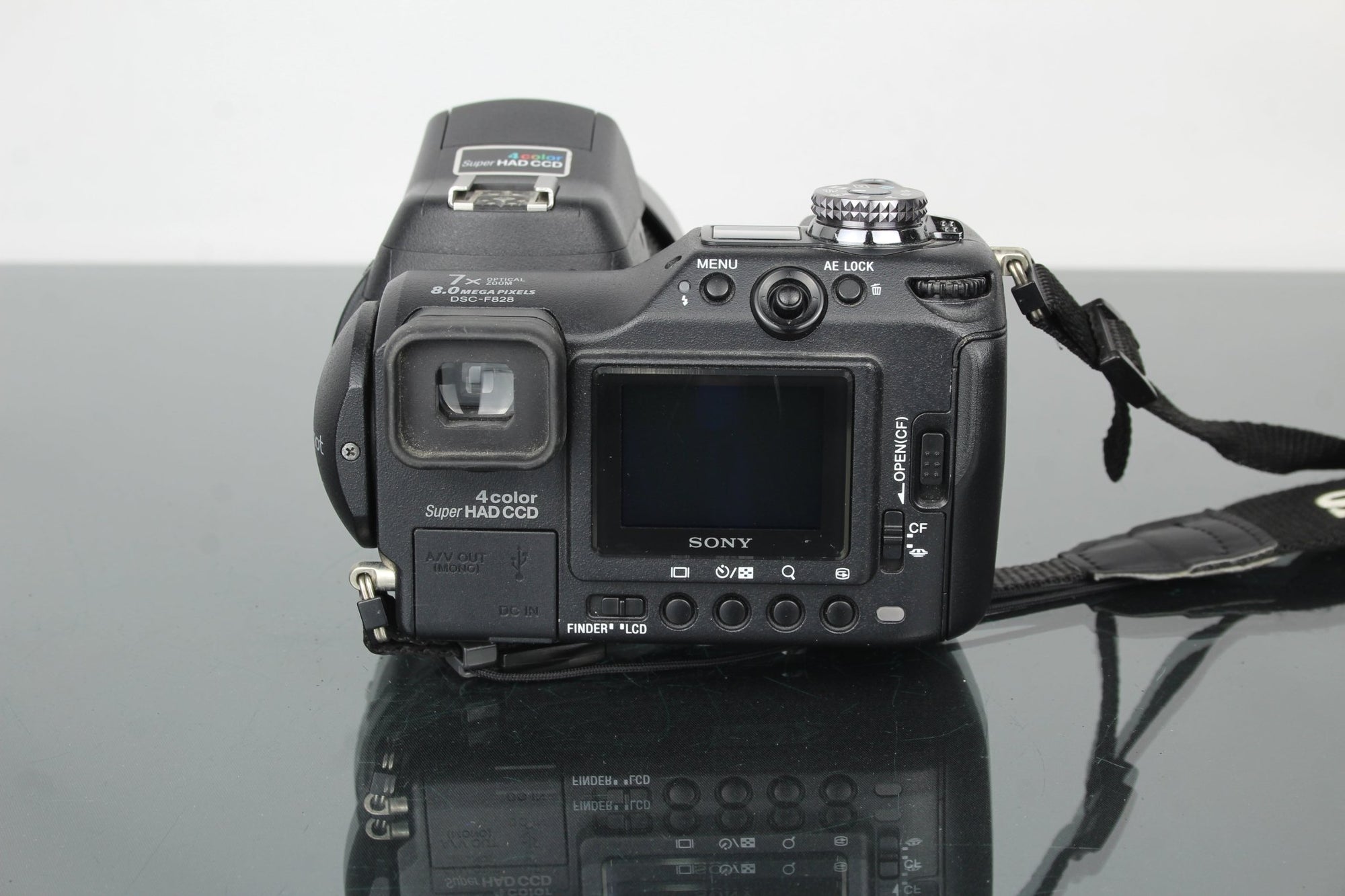 Sony DSC - F828 - Dutch|Thrift