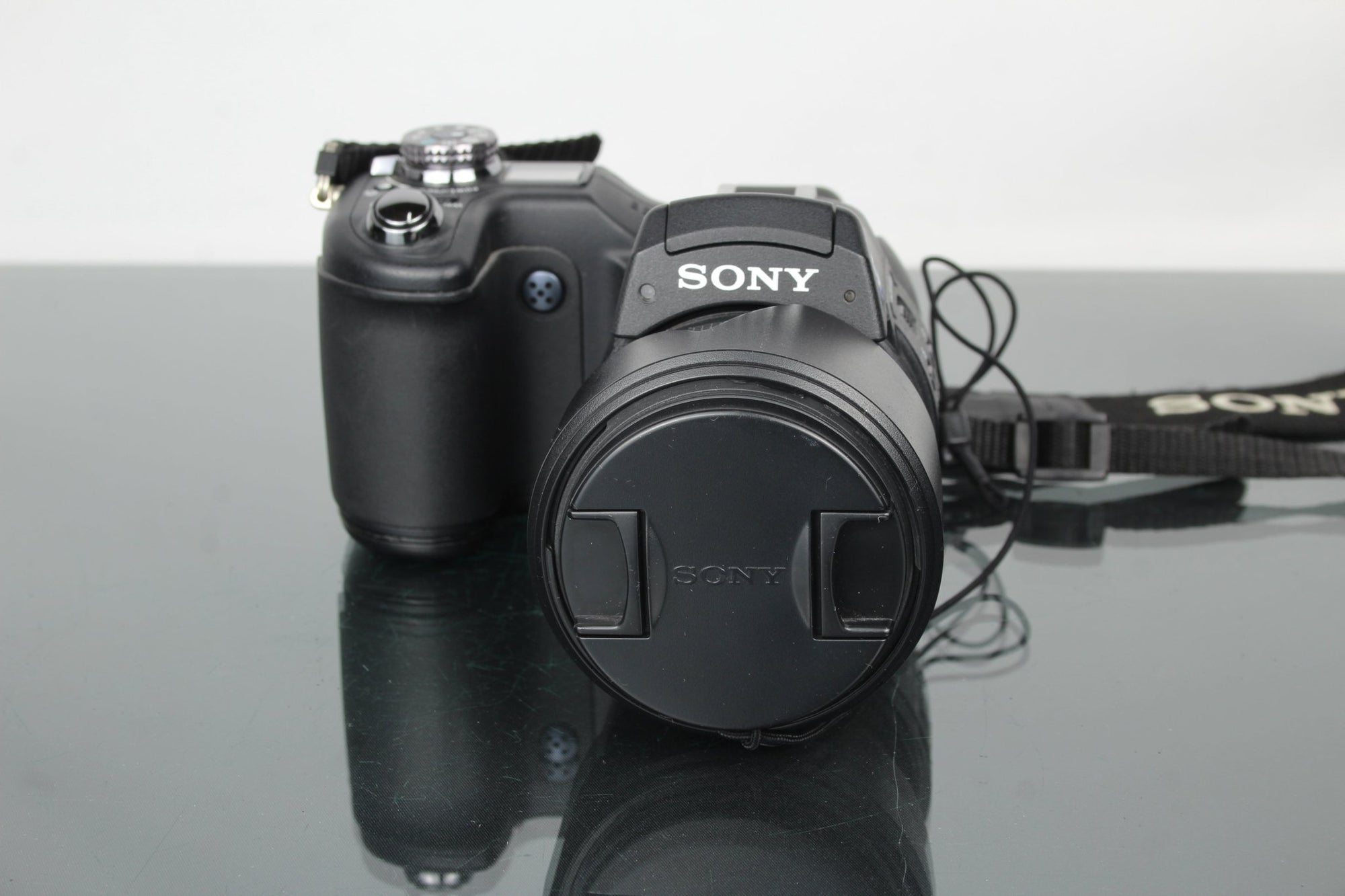 Sony DSC - F828 - Dutch|Thrift