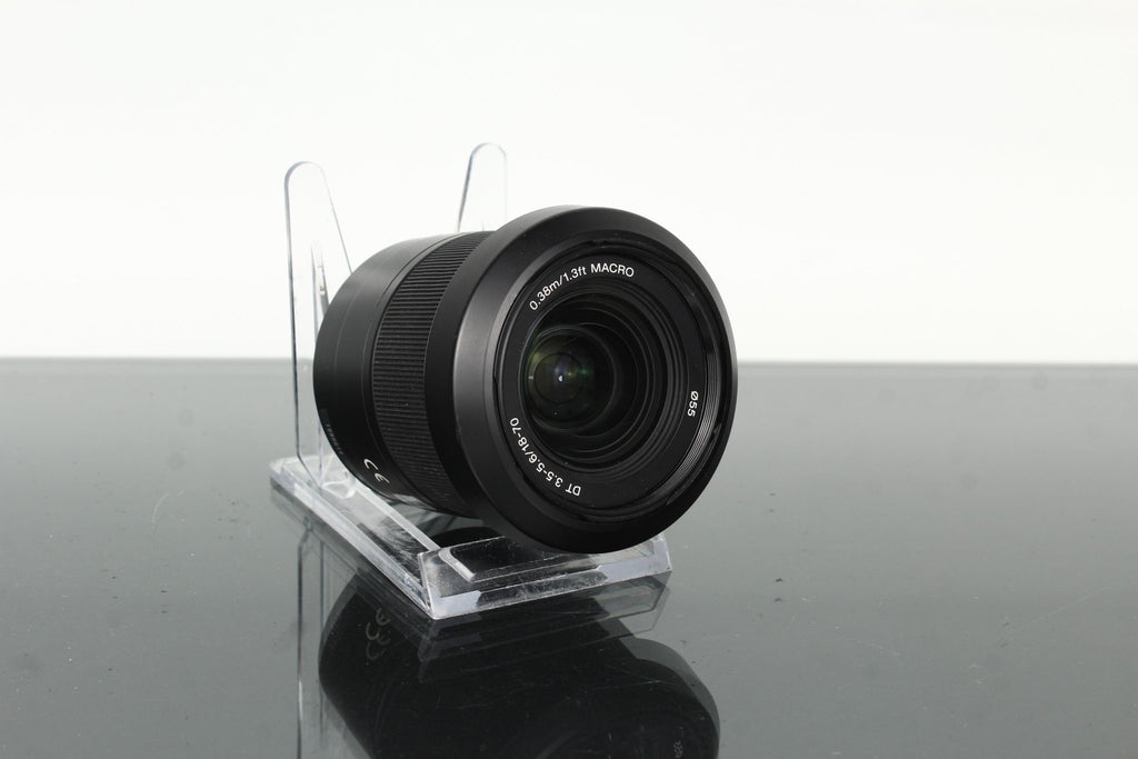 Sony DT 1:3.5 - 5.6 18 - 70mm - Dutch|Thrift