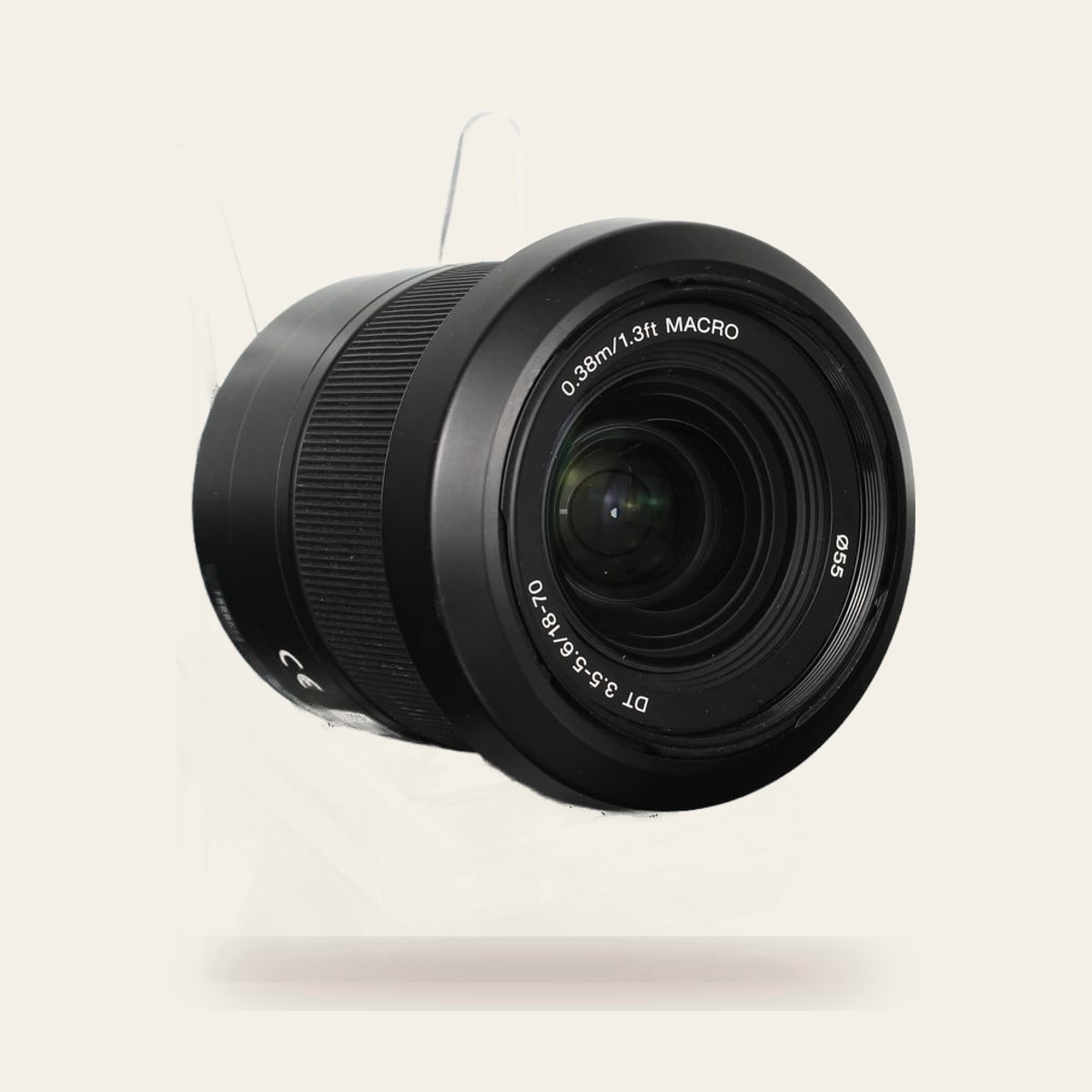 Sony DT 18-70mm f/3.5-5.6