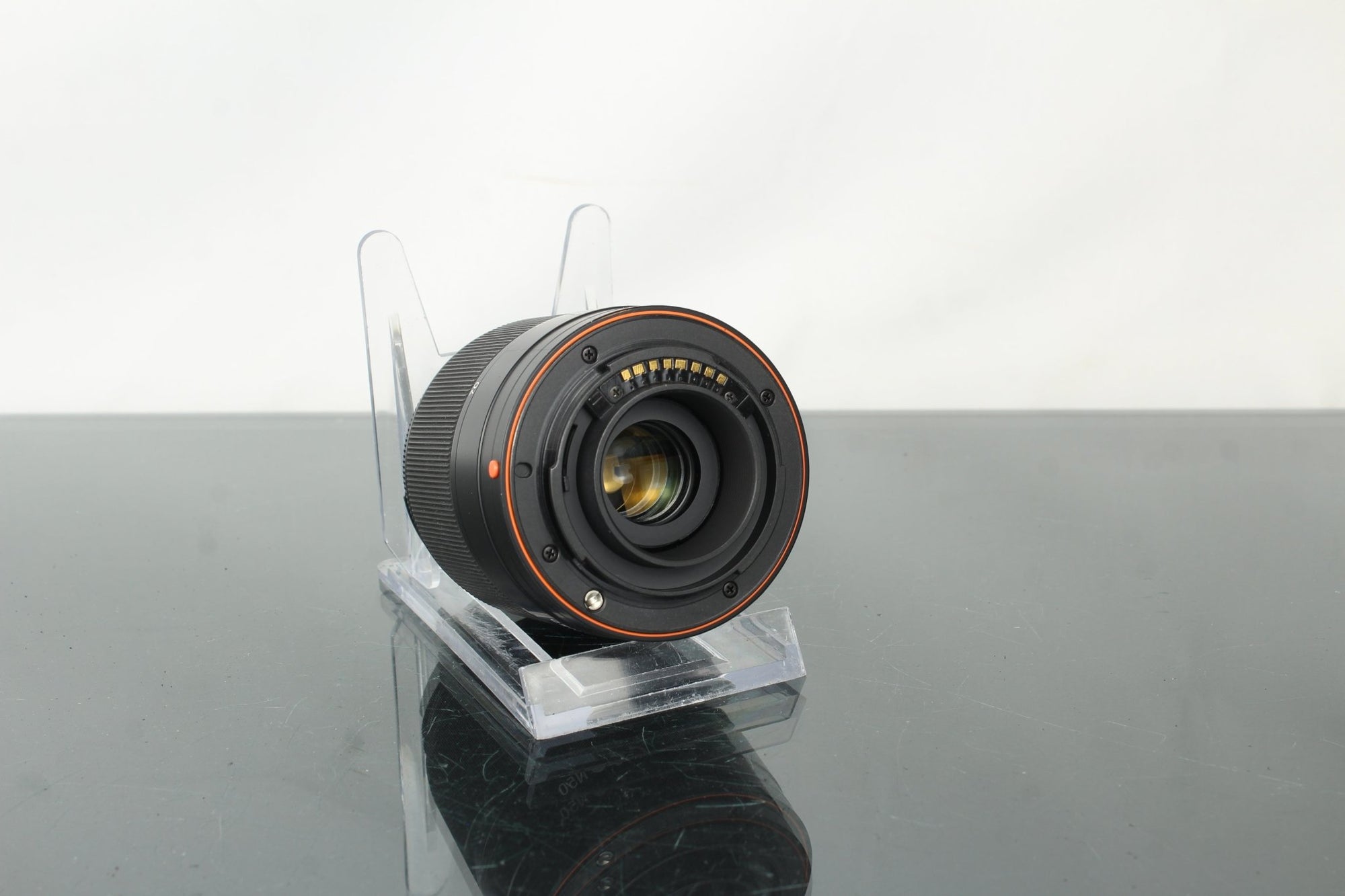 Sony DT18 - 70mm F3.5 - 5.6 (Sony A - mount) - Dutch|Thrift