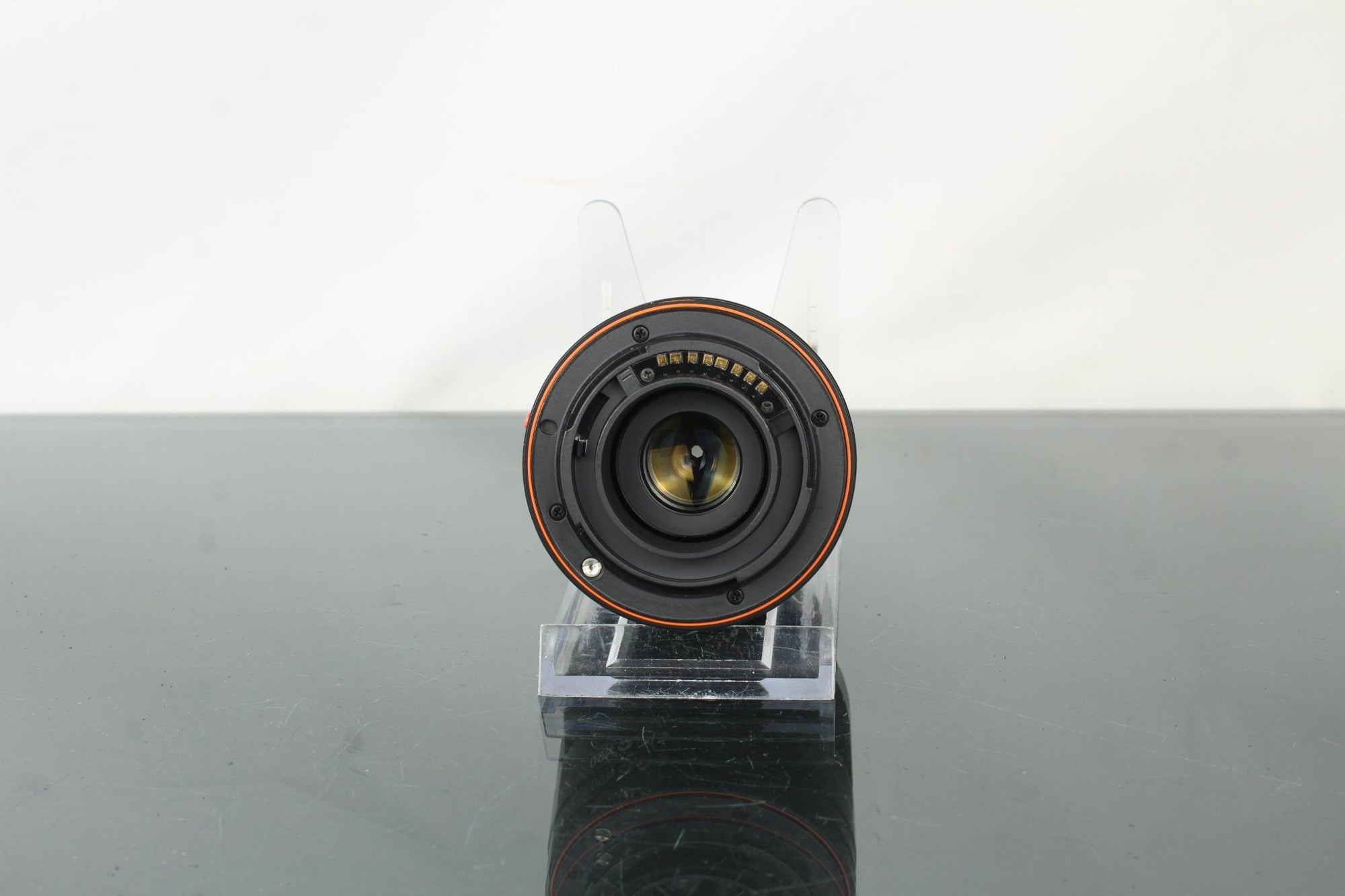 Sony DT18 - 70mm F3.5 - 5.6 (Sony A - mount) - Dutch|Thrift