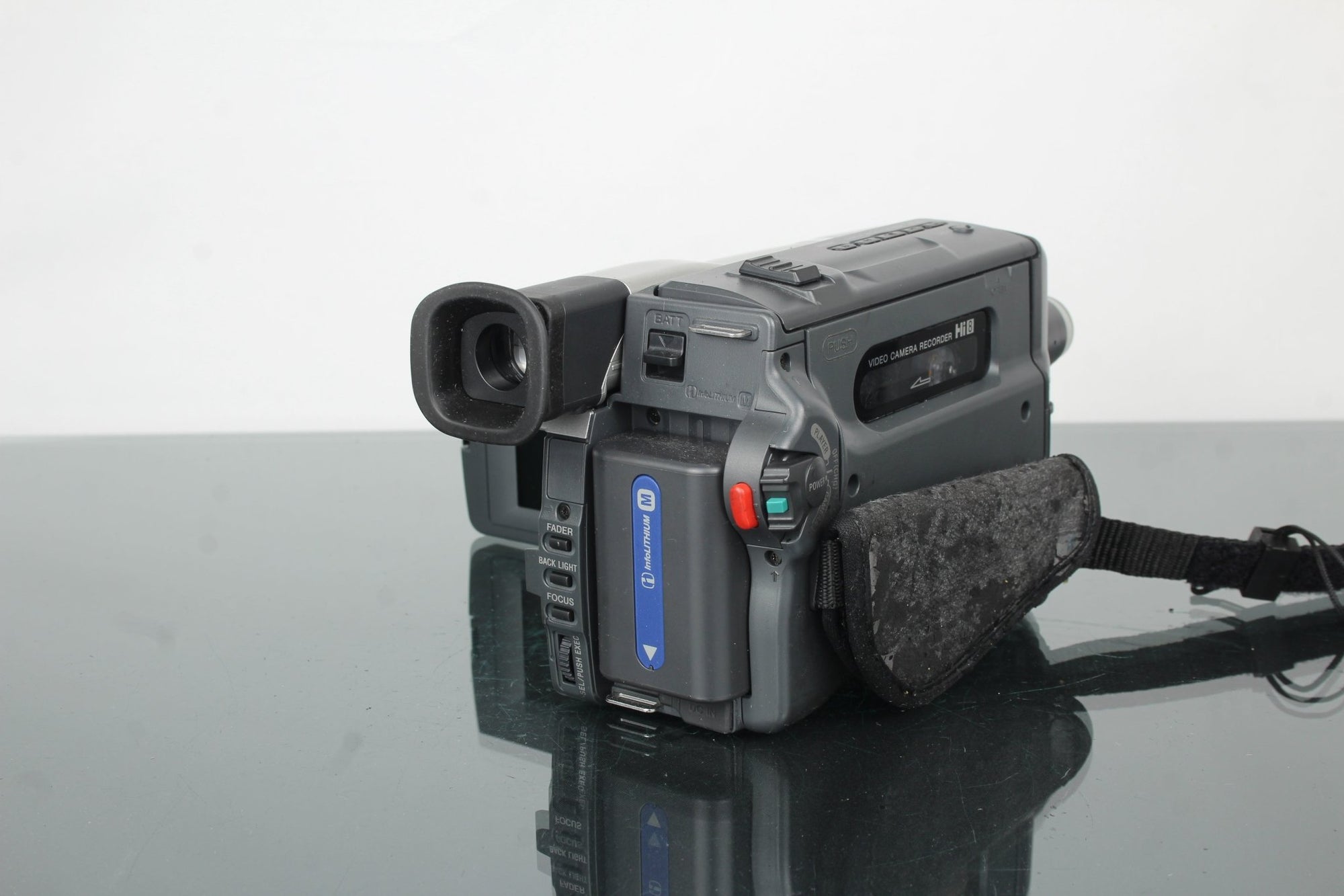 Sony Handycam CCD - TRV408 - Dutch|Thrift