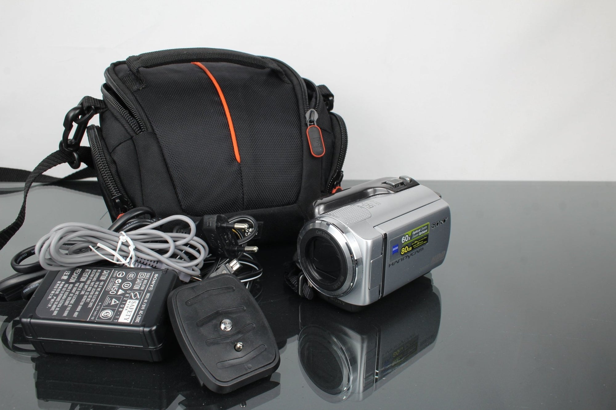 Sony Handycam DCR - SR57 - Dutch|Thrift