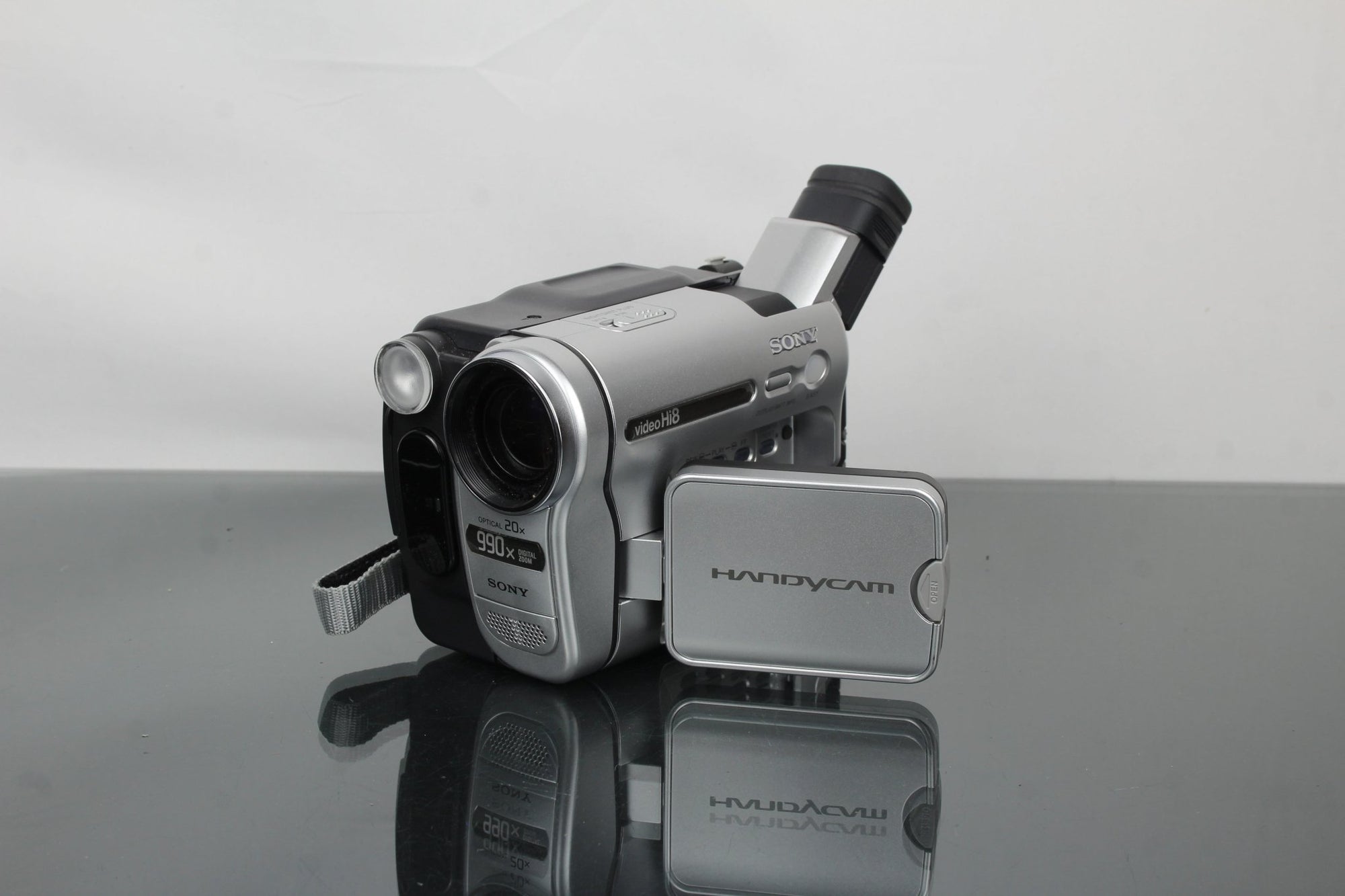 Ccd 2000 Video Camera Sony CCD-TRV138 Hi-8 Handycam Camcorder