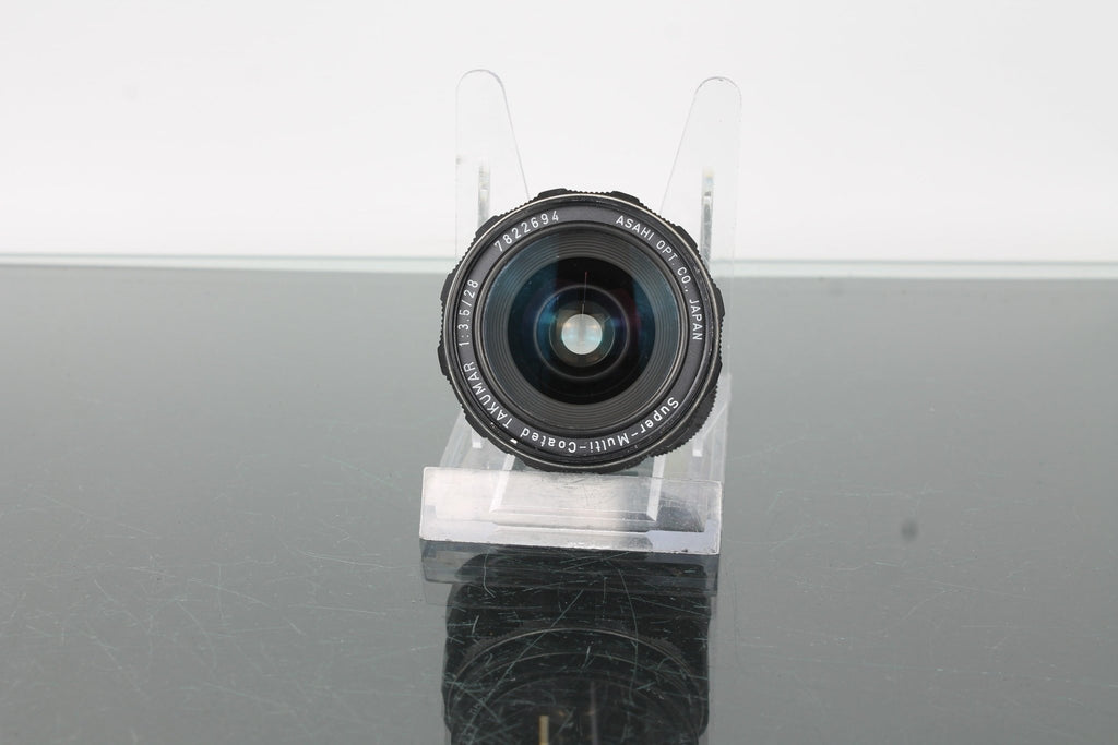 Super - Multi - Coated Takumar 28mm f/3.5 - Dutch|Thrift
