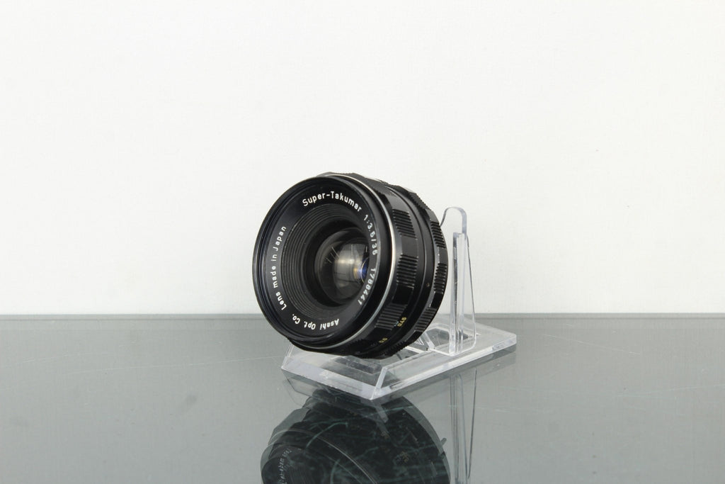 Super - Takumar 35mm f/3.5 - Dutch|Thrift